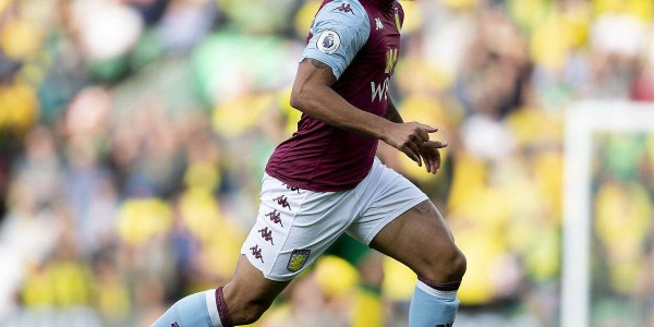 阿斯顿维拉主场强势保持七连胜，狼队连败低迷难以翻身？